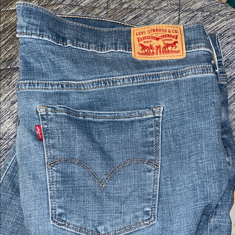 Levi's Light Blue High-Rise Distressed Straight Jeans size 22W Preloved - Picture 15 of 15
